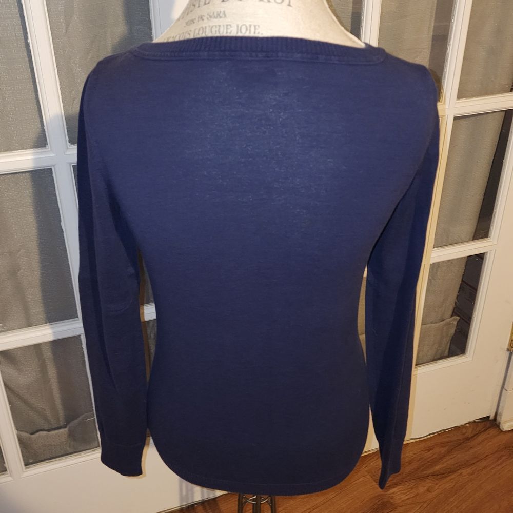 Lilly Pulitzer Womens Navy Blue Initial Sweater Medium - Picture 2 of 4